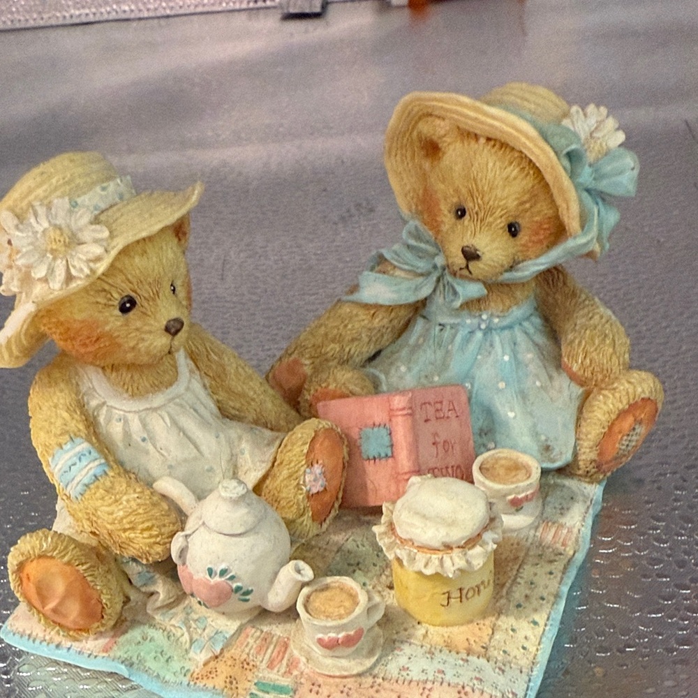 Cherished Teddies Freda and Tina adorable Tea Party - Picture 6 of 12